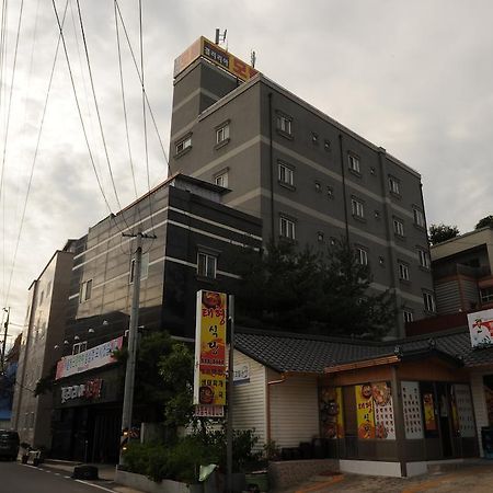 Galleria Hotel Andong Exterior foto